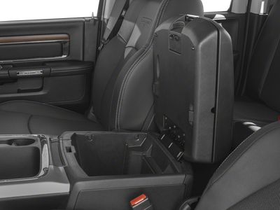 2017 RAM 1500 Laramie Quad Cab 4x4 6'4" Box