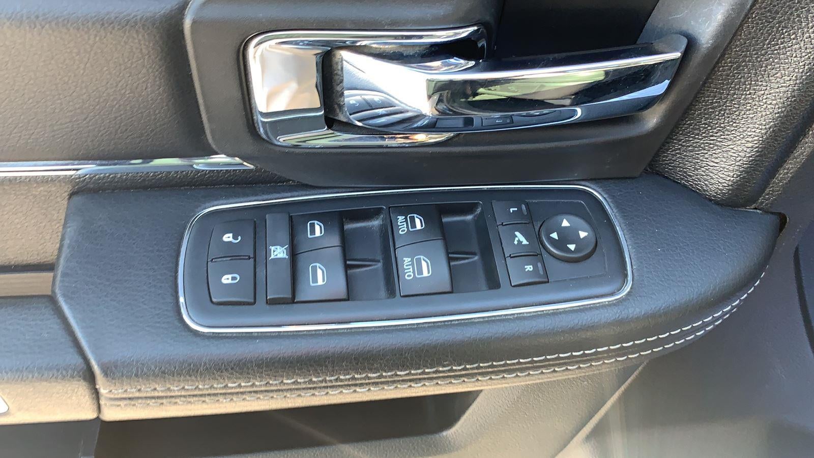 2017 RAM 1500 Laramie Quad Cab 4x4 6'4" Box