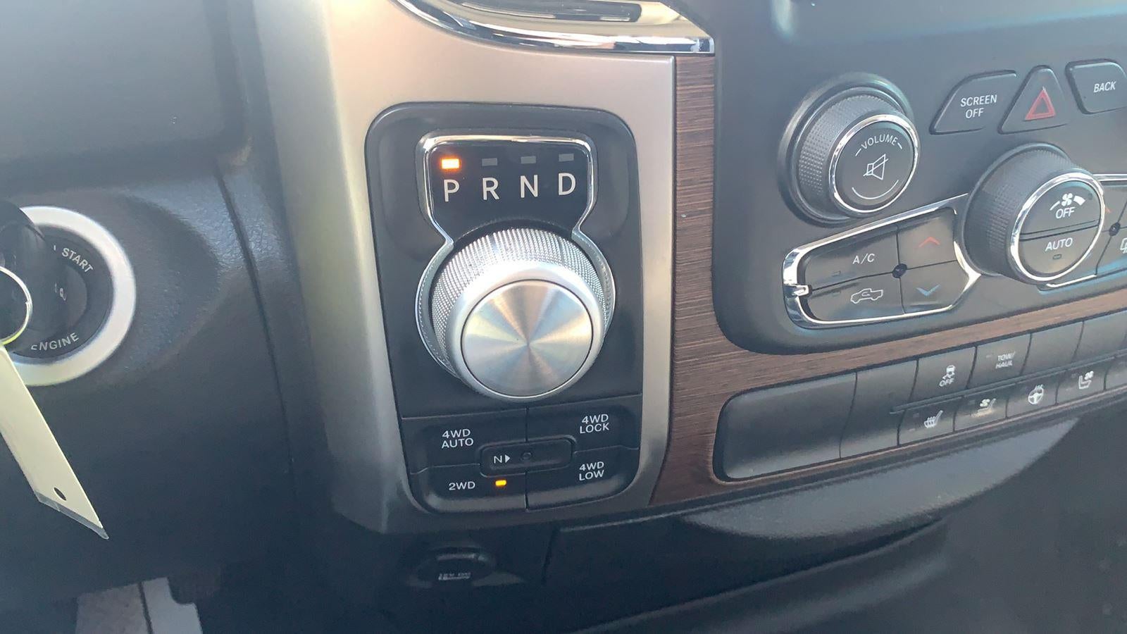 2017 RAM 1500 Laramie Quad Cab 4x4 6'4" Box