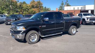 2017 RAM 1500 Laramie Quad Cab 4x4 6'4" Box