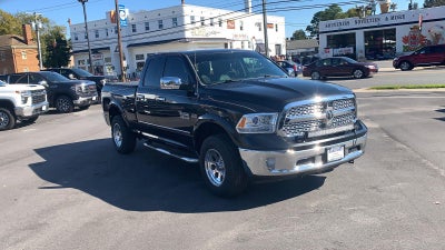 2017 RAM 1500 Laramie Quad Cab 4x4 6'4" Box