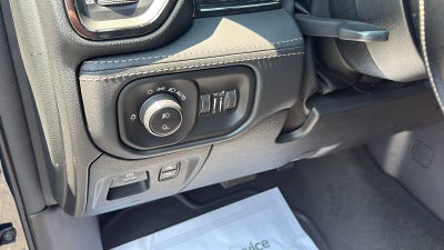 2024 RAM 1500 Limited Crew Cab 4x4 5'7" Box