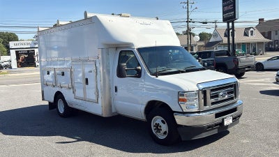 2024 Ford E-Series Cutaway E-350 SRW 138" WB
