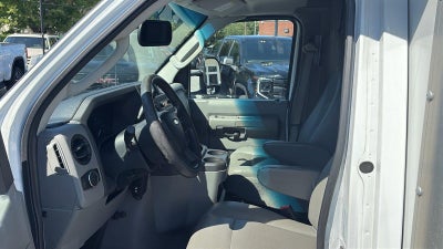 2024 Ford E-Series Cutaway E-350 SRW 138" WB