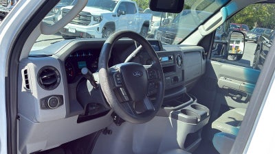 2024 Ford E-Series Cutaway E-350 SRW 138" WB