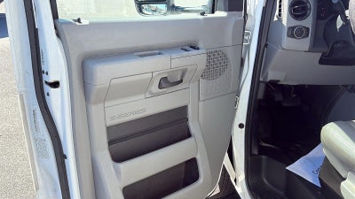 2024 Ford E-Series Cutaway E-350 SRW 138" WB