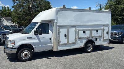 2021 Ford E-Series Cutaway Base