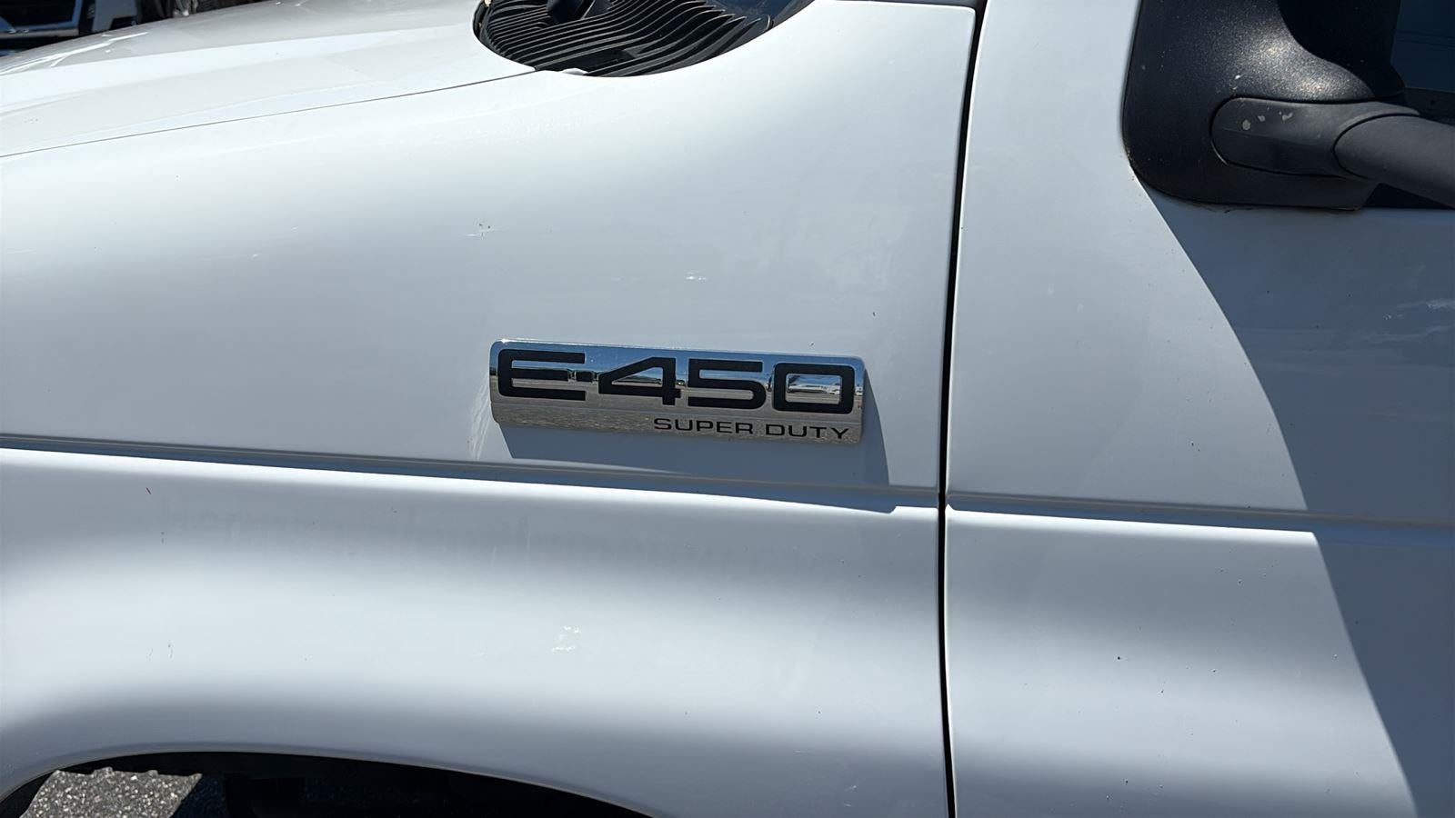 2021 Ford E-Series Cutaway Base
