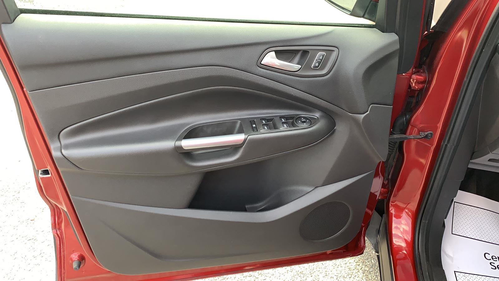 2014 Ford Escape FWD 4dr SE