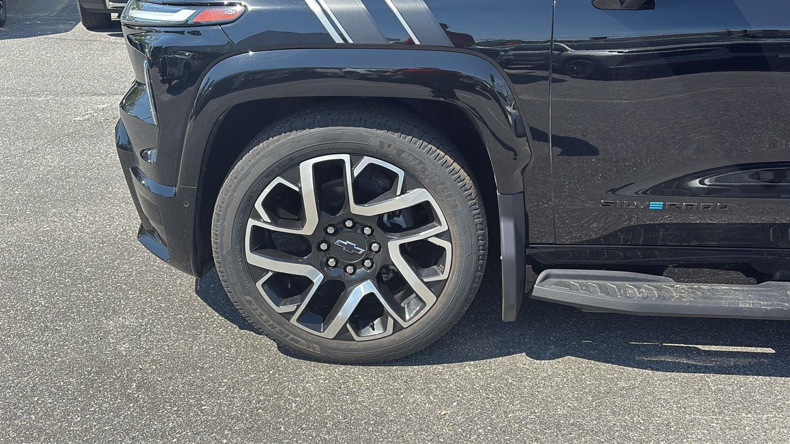 2024 Chevrolet Silverado EV RST