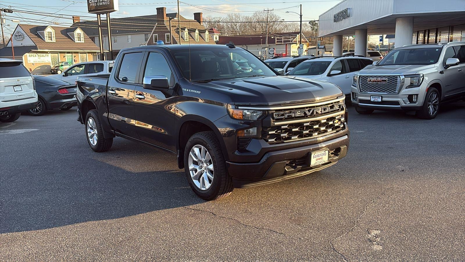 2022 Chevrolet Silverado 1500 Custom