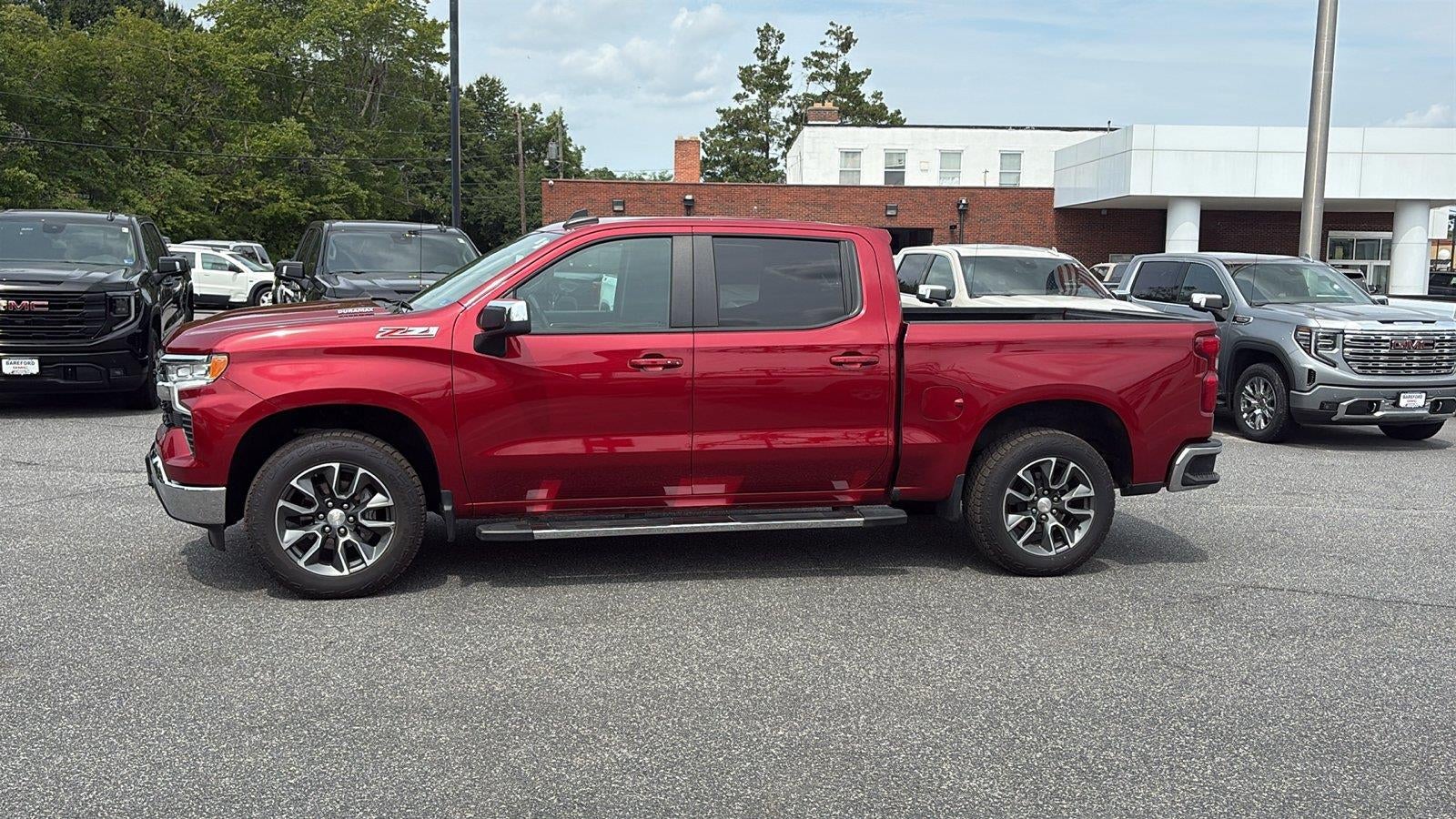 2024 Chevrolet Silverado 1500 LT