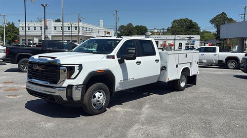 2026 GMC Sierra 3500 HD Chassis Cab Pro