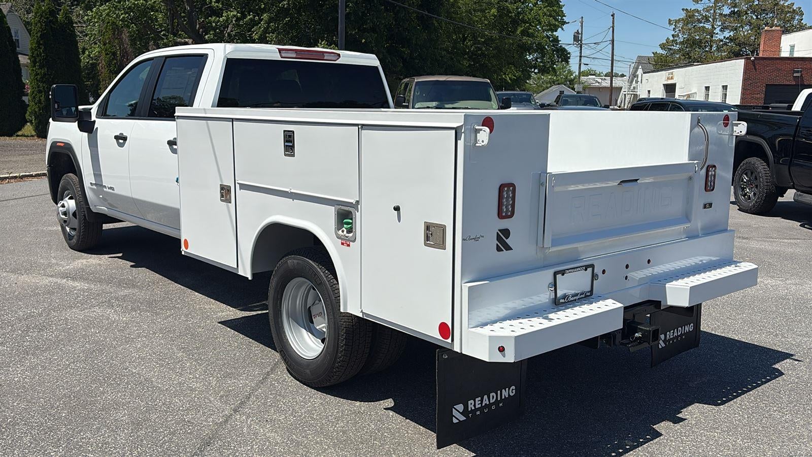 2026 GMC Sierra 3500 HD Chassis Cab Pro