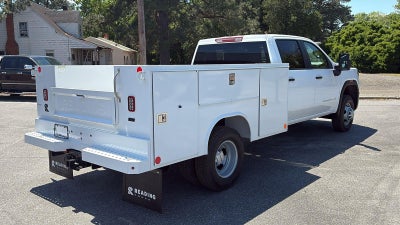 2026 GMC Sierra 3500 HD Chassis Cab Pro