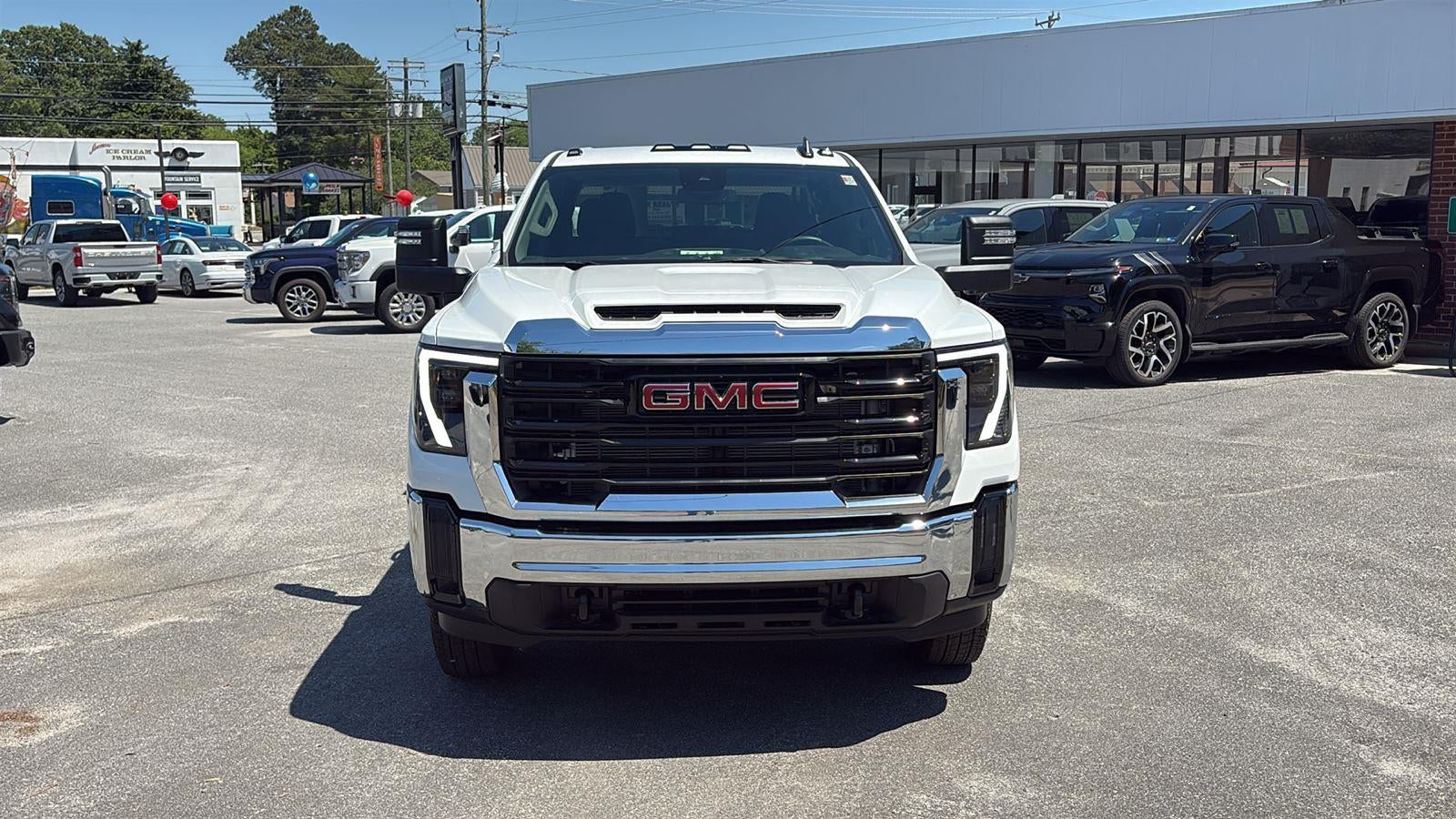 2026 GMC Sierra 3500 HD Chassis Cab Pro