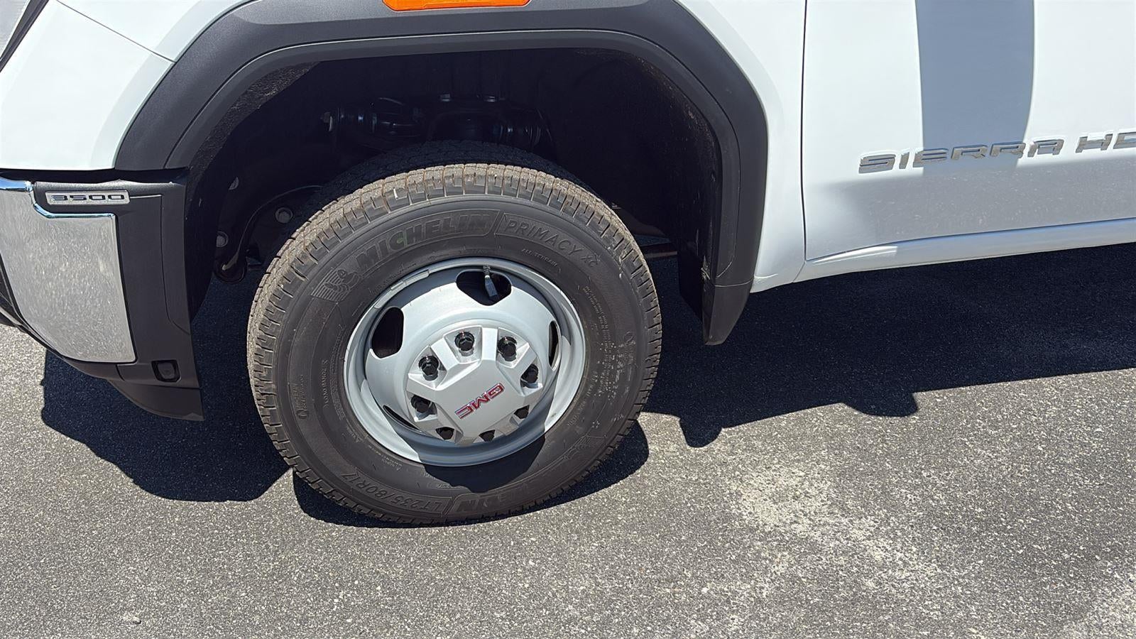 2026 GMC Sierra 3500 HD Chassis Cab Pro
