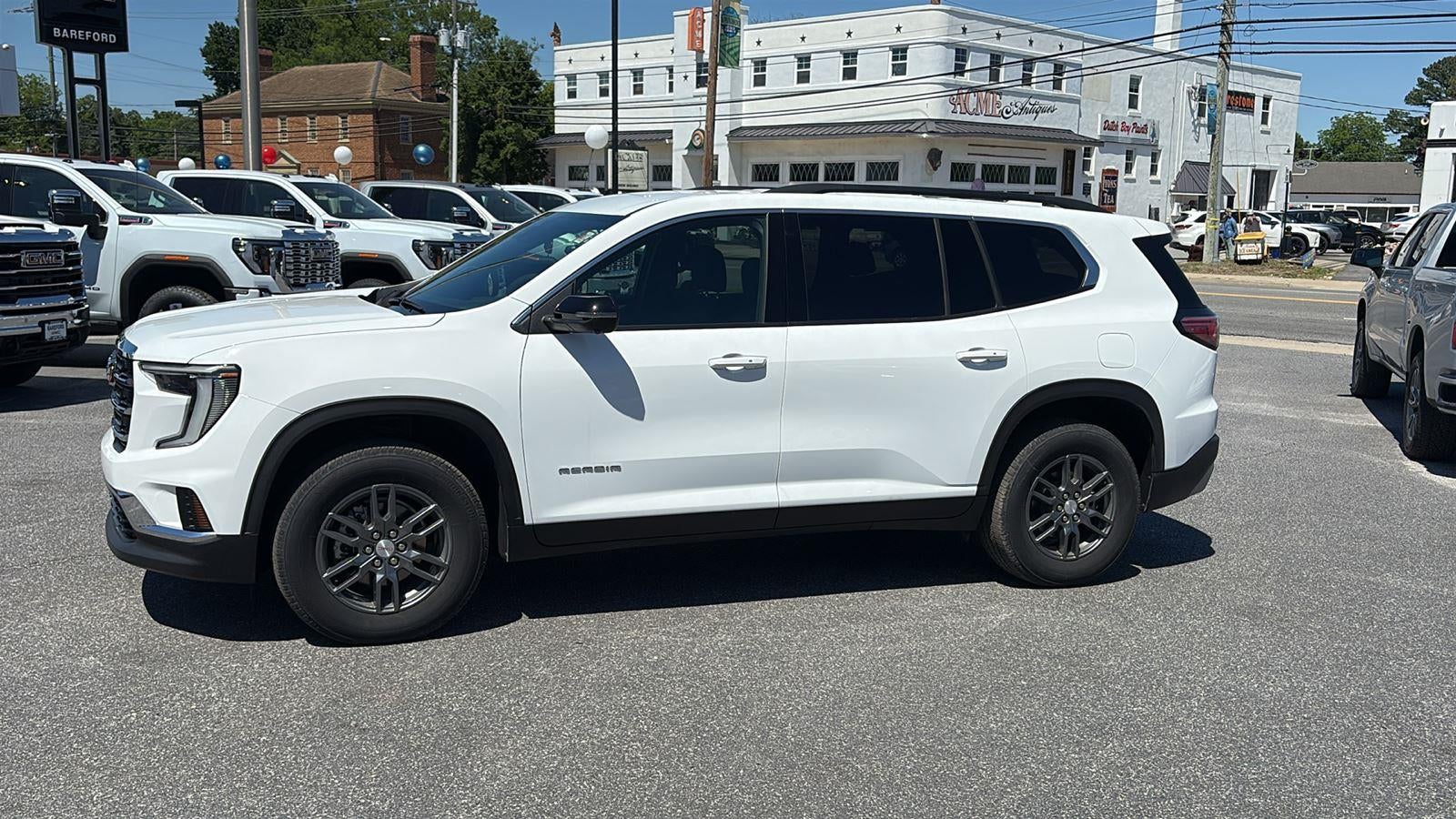 2025 GMC Acadia Elevation