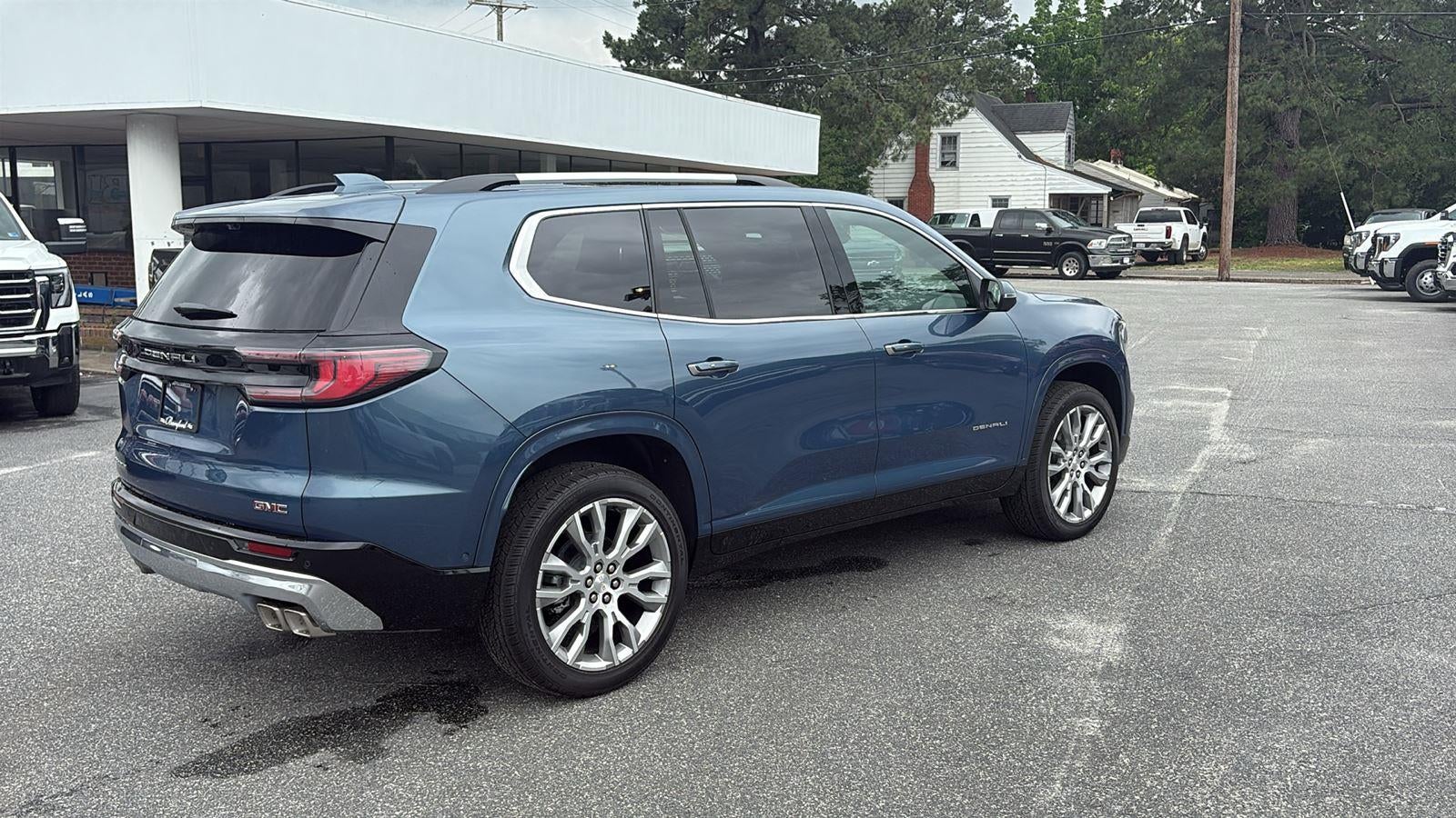 2026 GMC Acadia Denali