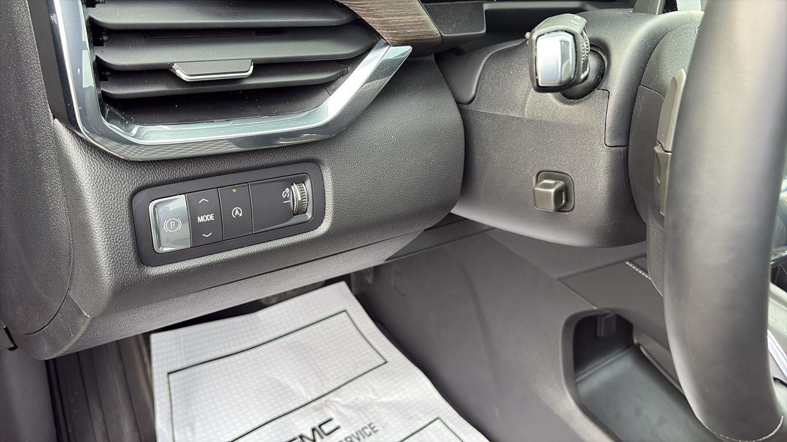 2025 GMC Acadia Denali