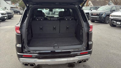 2025 GMC Acadia Denali