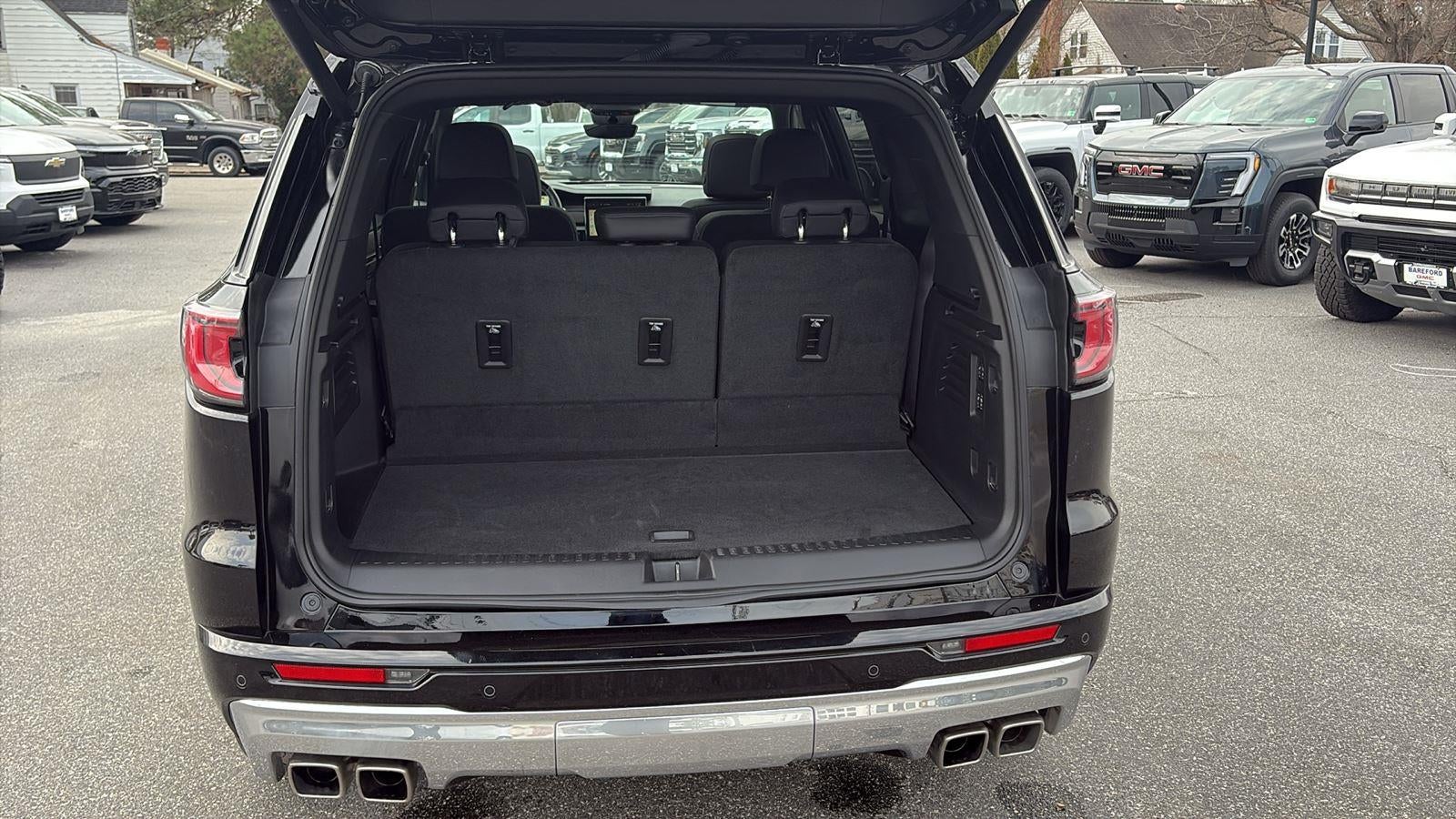 2025 GMC Acadia Denali