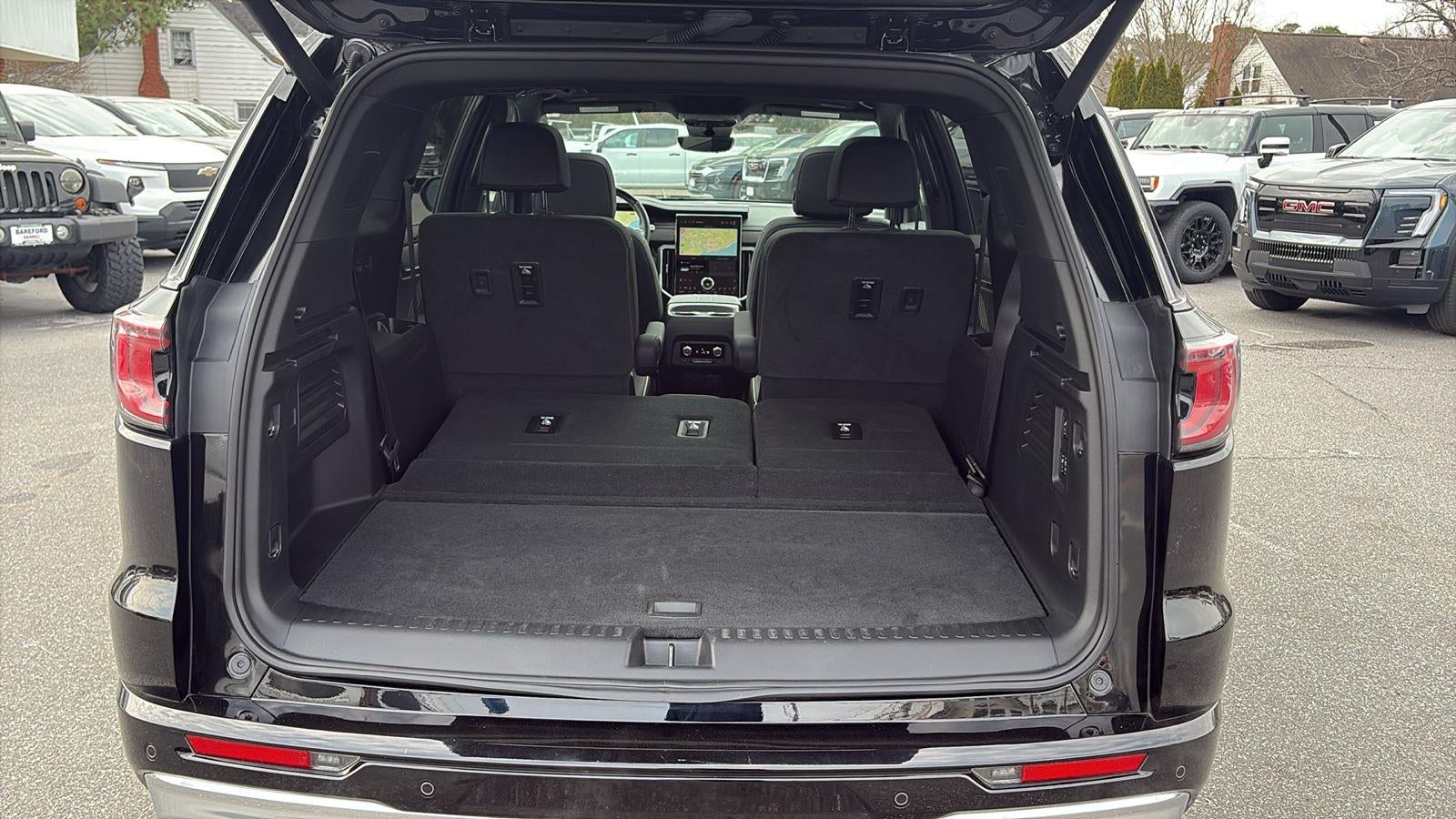 2025 GMC Acadia Denali