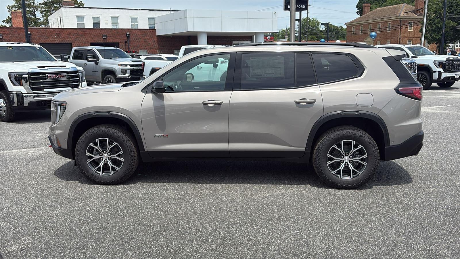 2026 GMC Acadia AT4