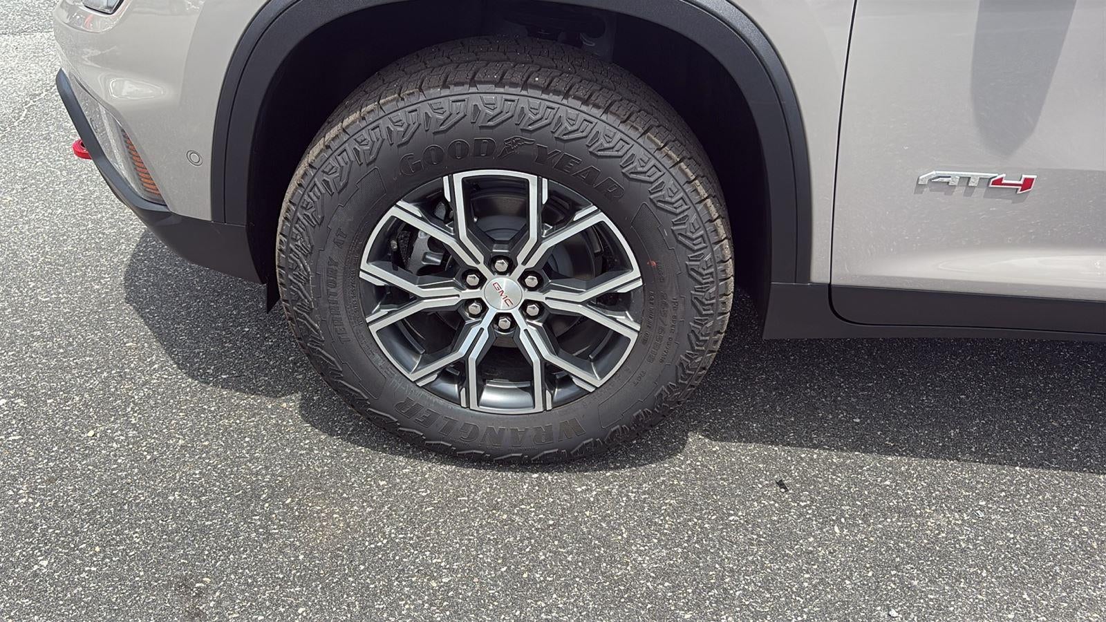 2026 GMC Acadia AT4