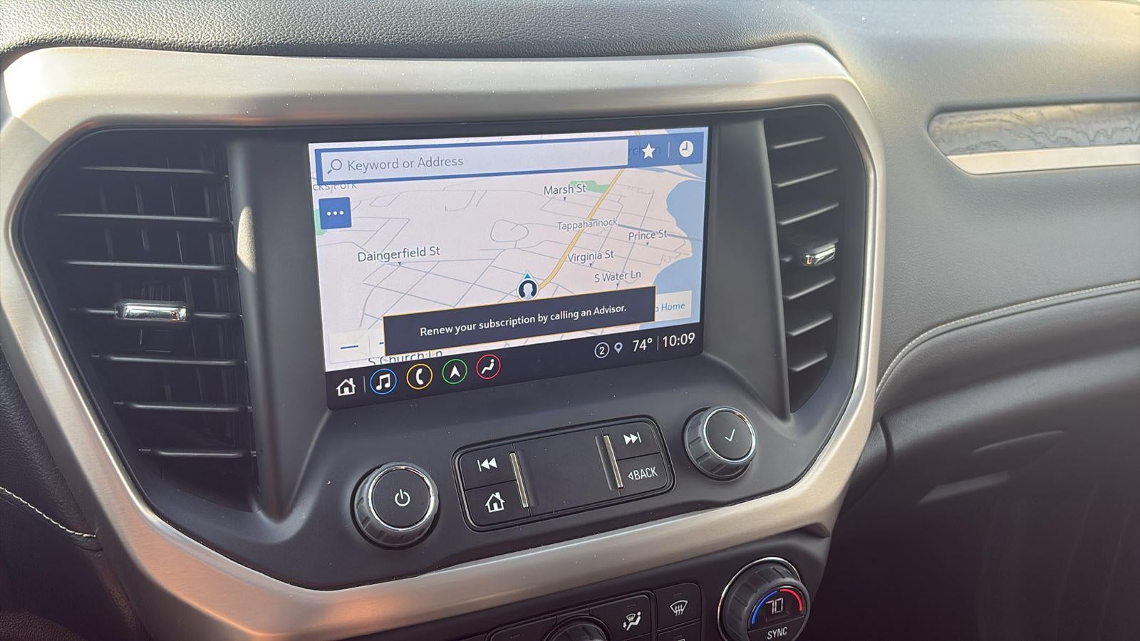 2022 GMC Acadia Denali