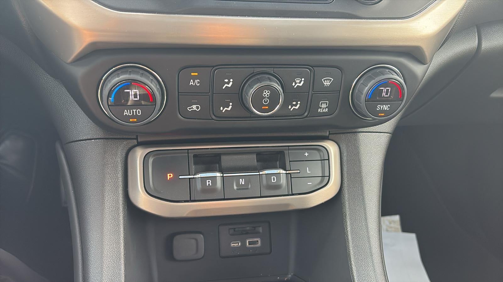 2022 GMC Acadia Denali