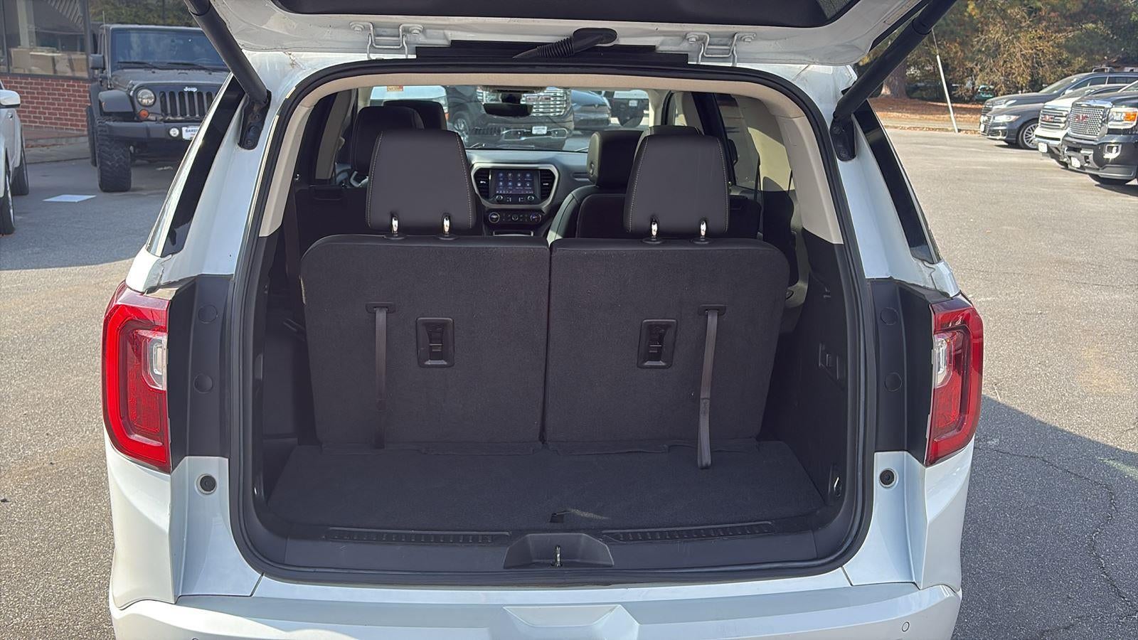 2022 GMC Acadia Denali