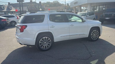 2022 GMC Acadia Denali