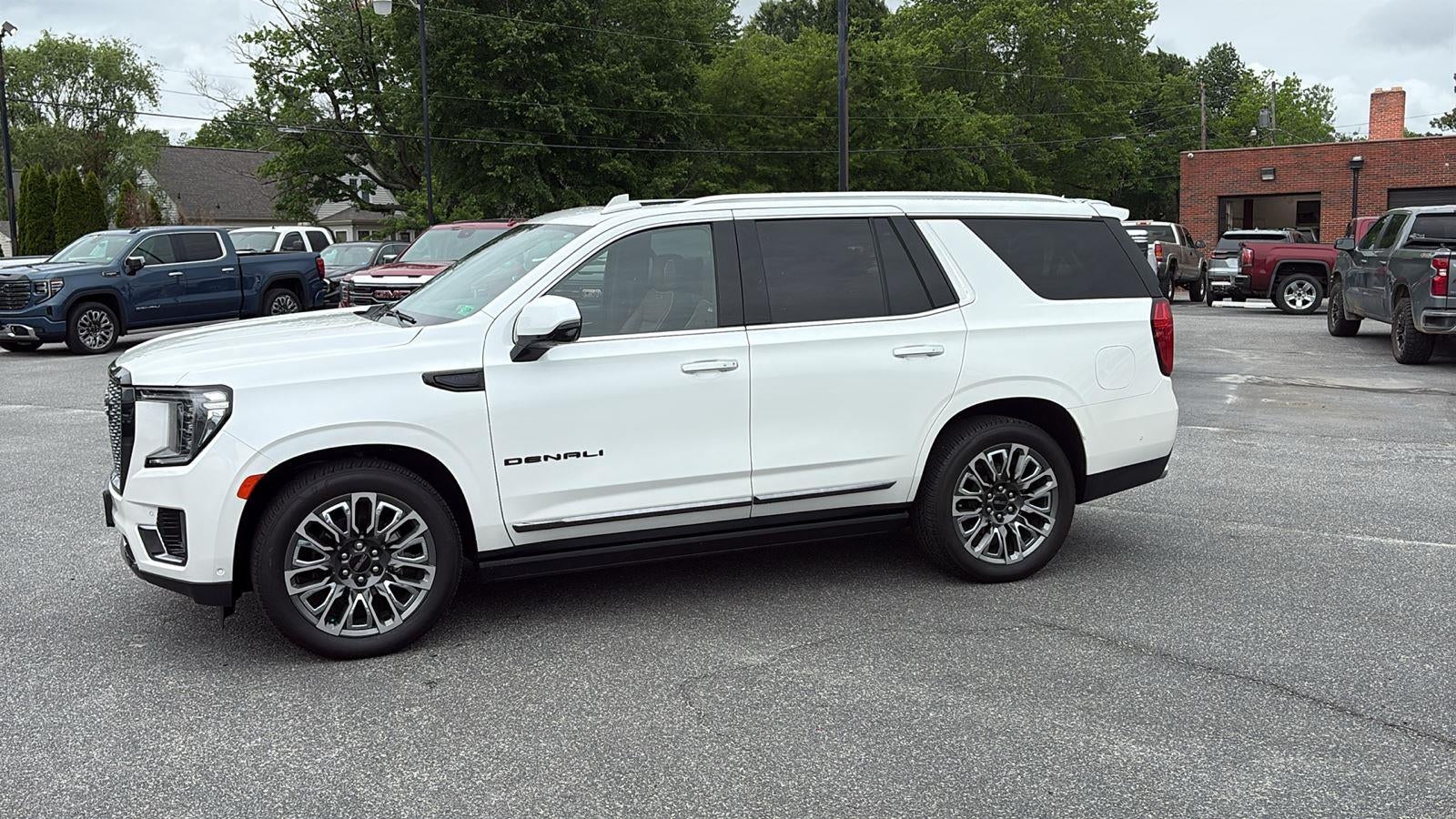 2024 GMC Yukon Denali Ultimate
