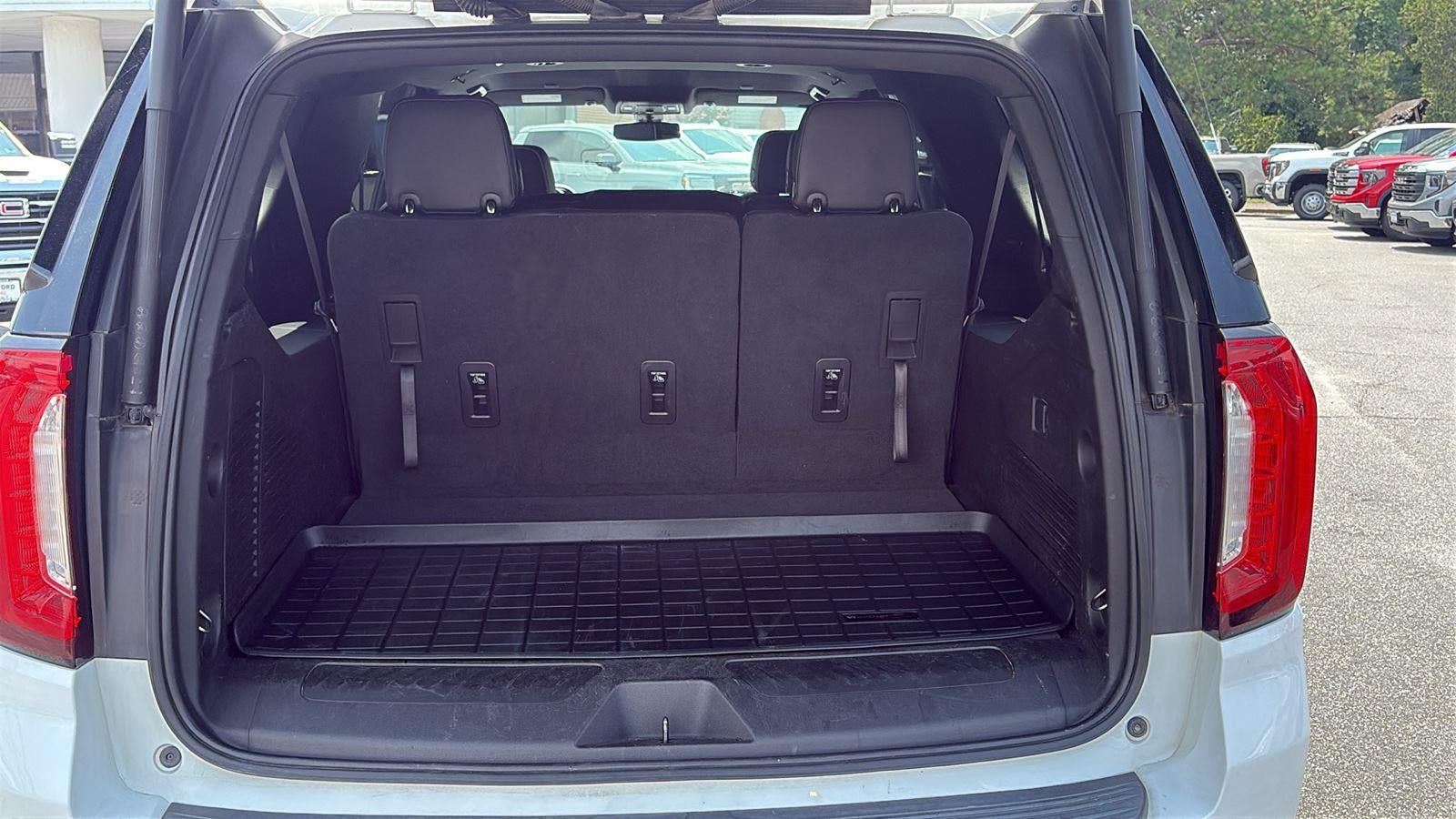 2021 GMC Yukon XL SLT