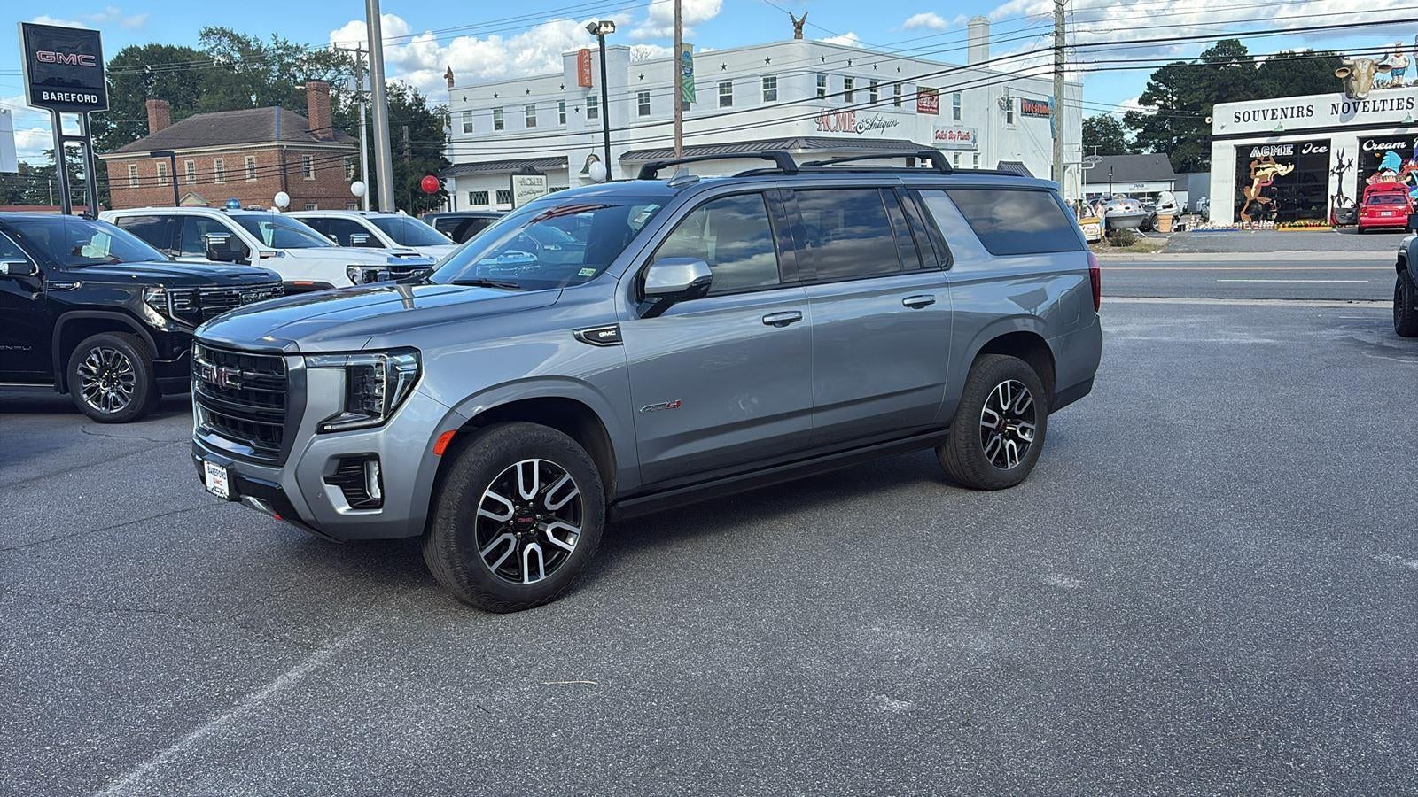 2023 GMC Yukon XL AT4