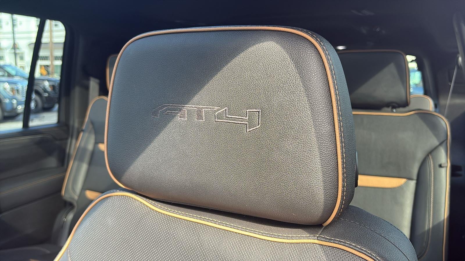 2023 GMC Yukon XL AT4