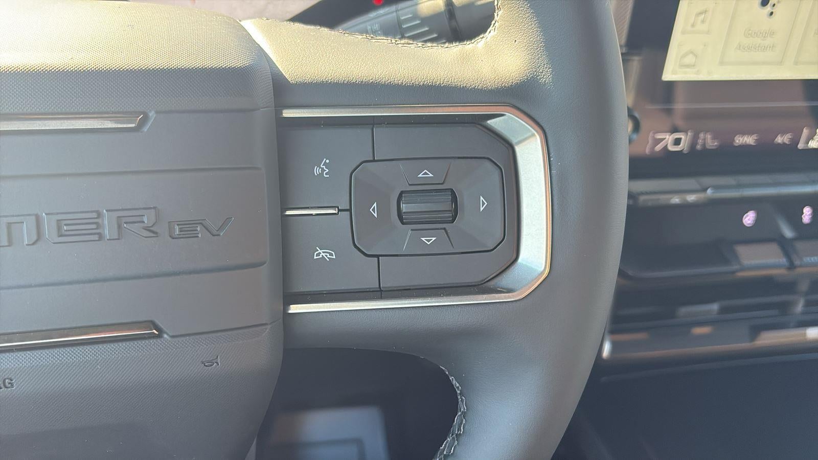 2025 GMC HUMMER EV SUV 3X