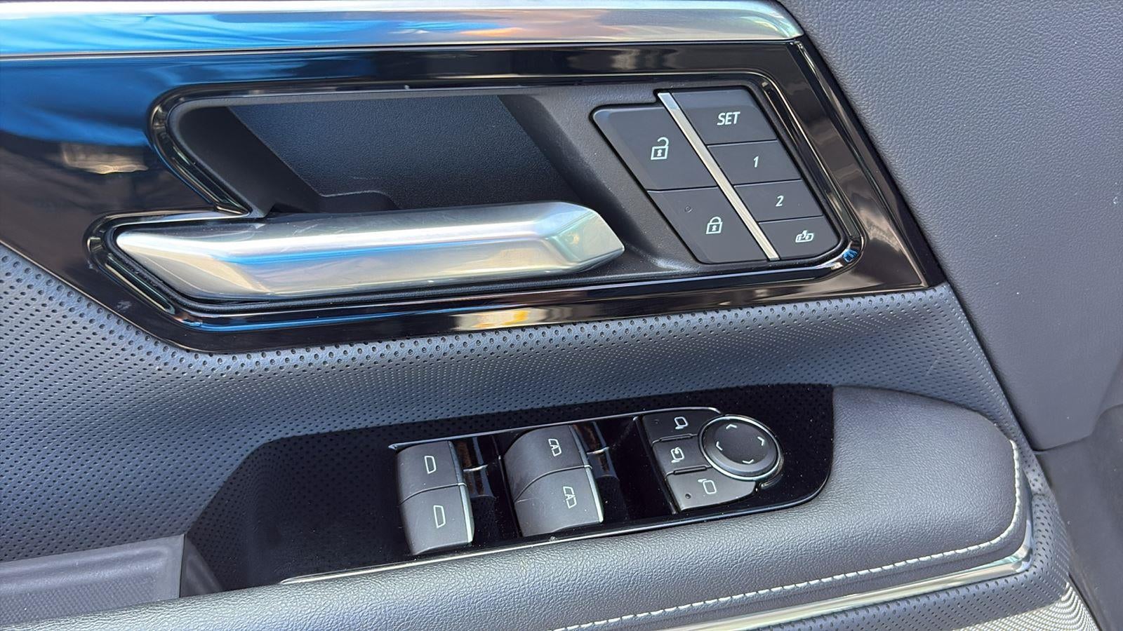 2024 GMC Sierra EV Denali Edition 1