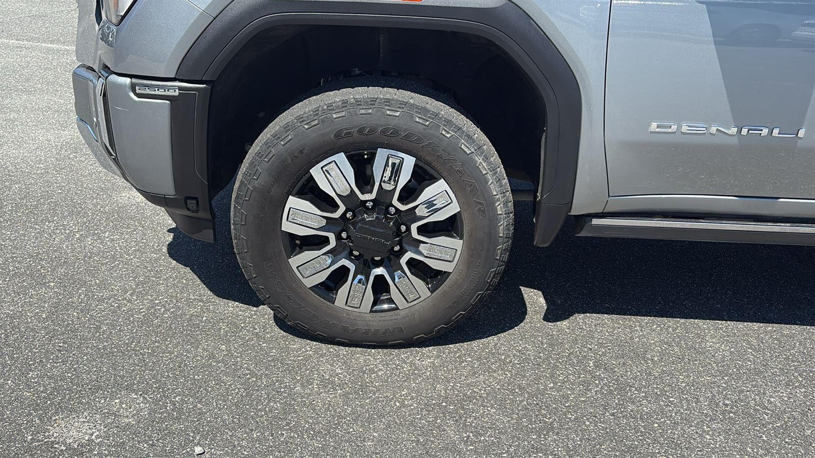 2024 GMC Sierra 2500 HD Denali