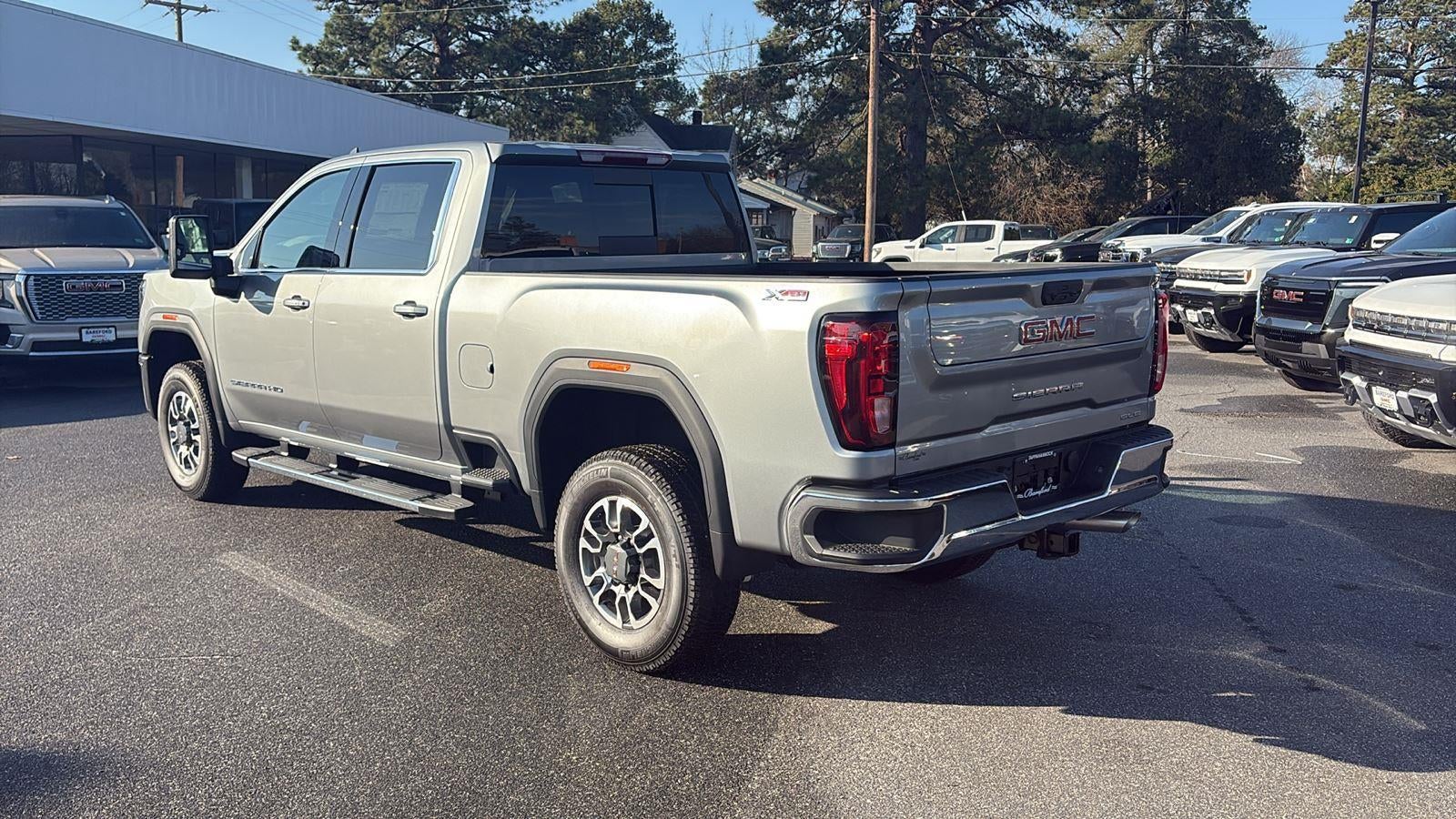 2026 GMC Sierra 2500 HD SLE