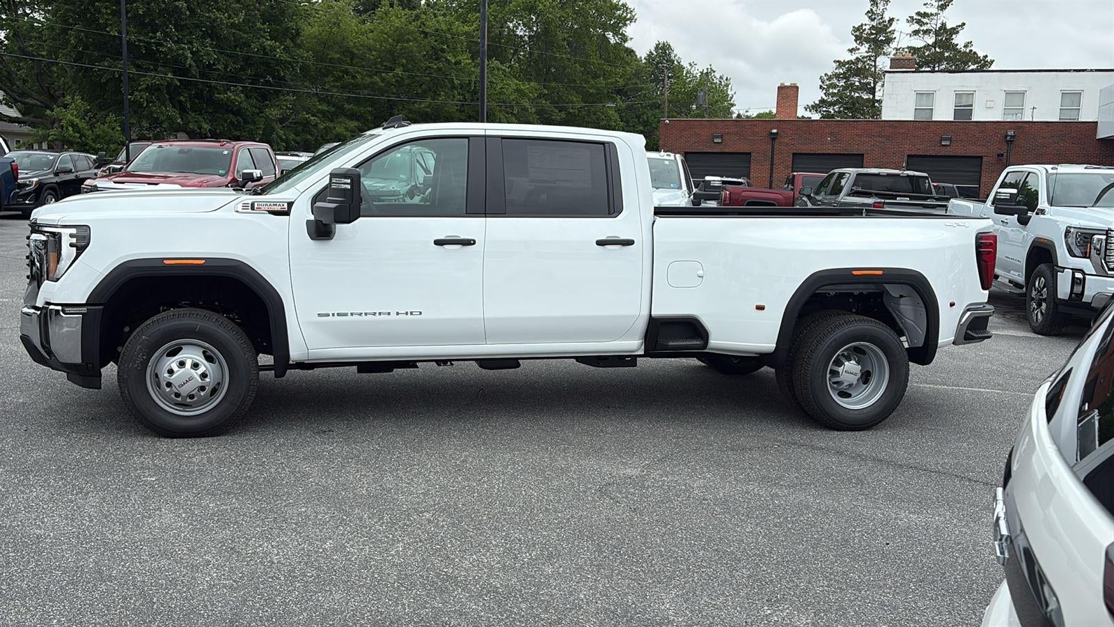 2026 GMC Sierra 3500 HD Pro DRW