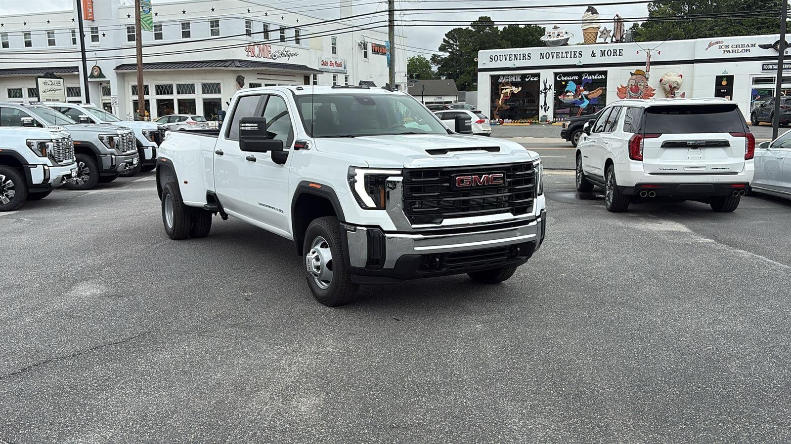 2026 GMC Sierra 3500 HD Pro DRW