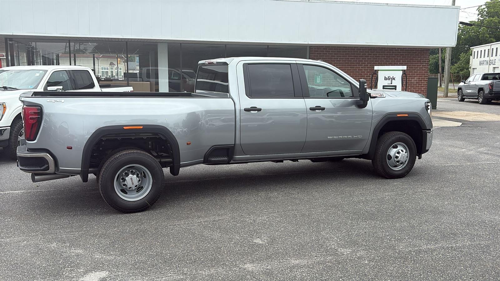 2026 GMC Sierra 3500 HD Pro DRW