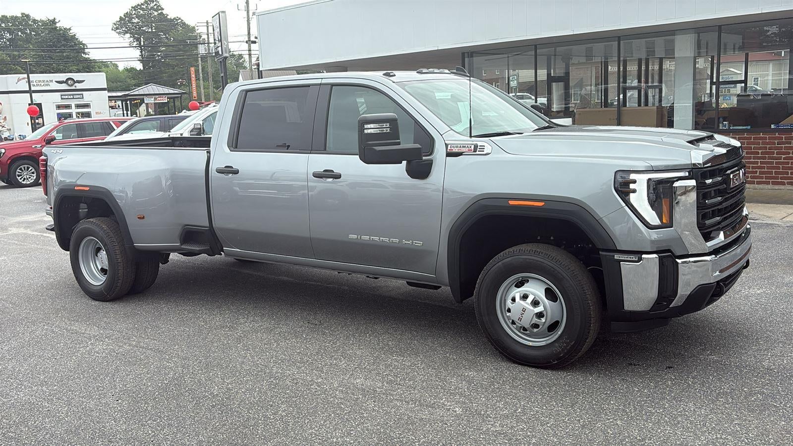 2026 GMC Sierra 3500 HD Pro DRW