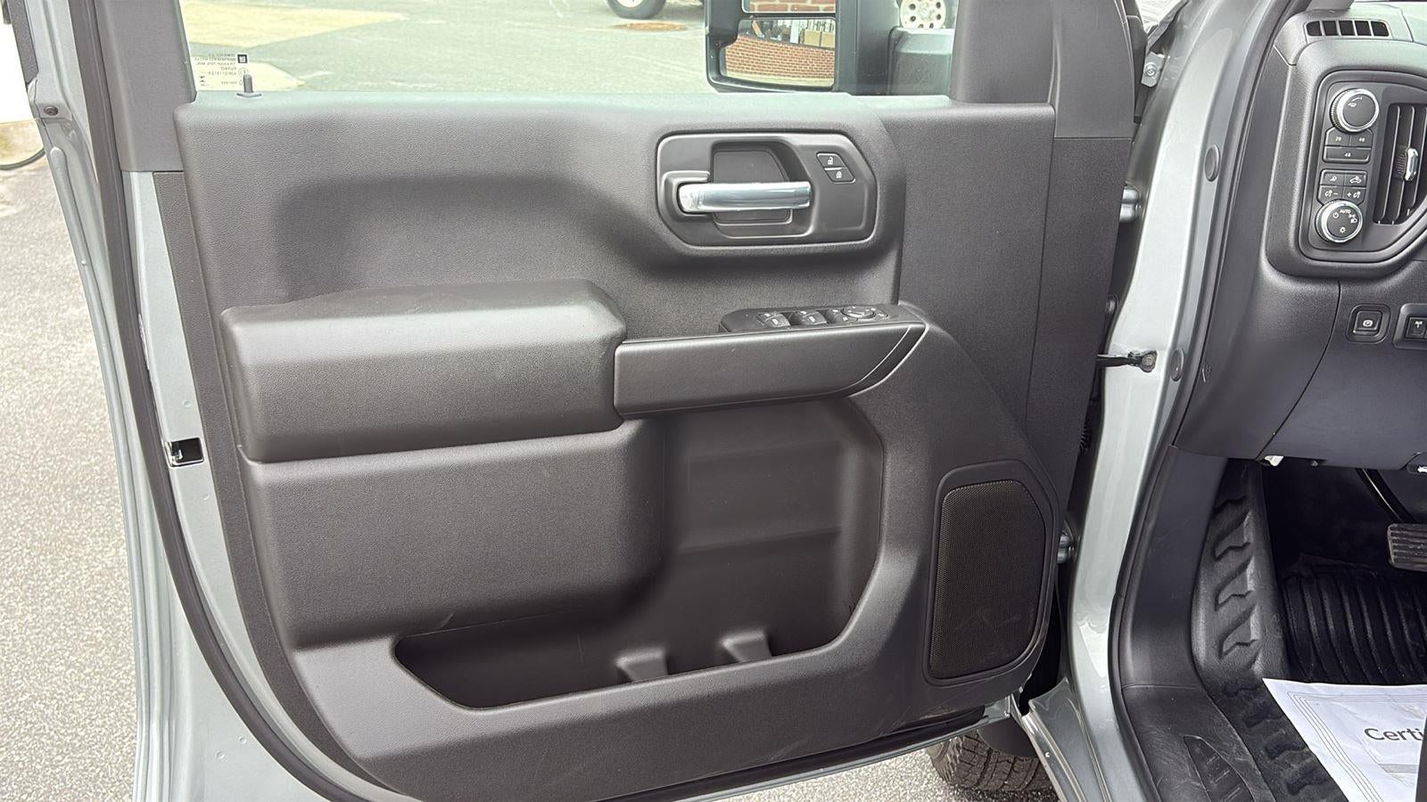 2026 GMC Sierra 3500 HD Pro DRW