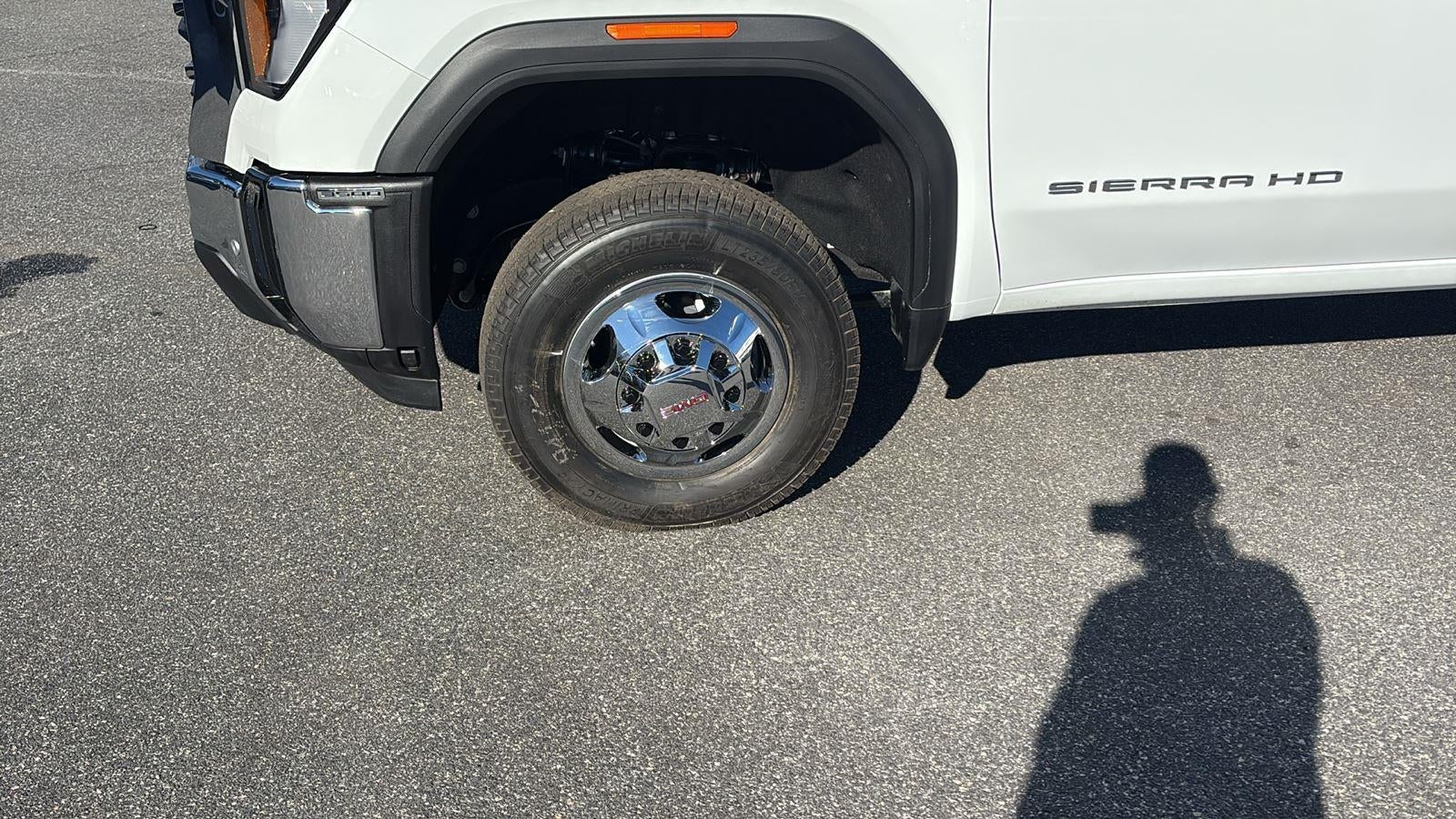 2026 GMC Sierra 3500 HD SLE