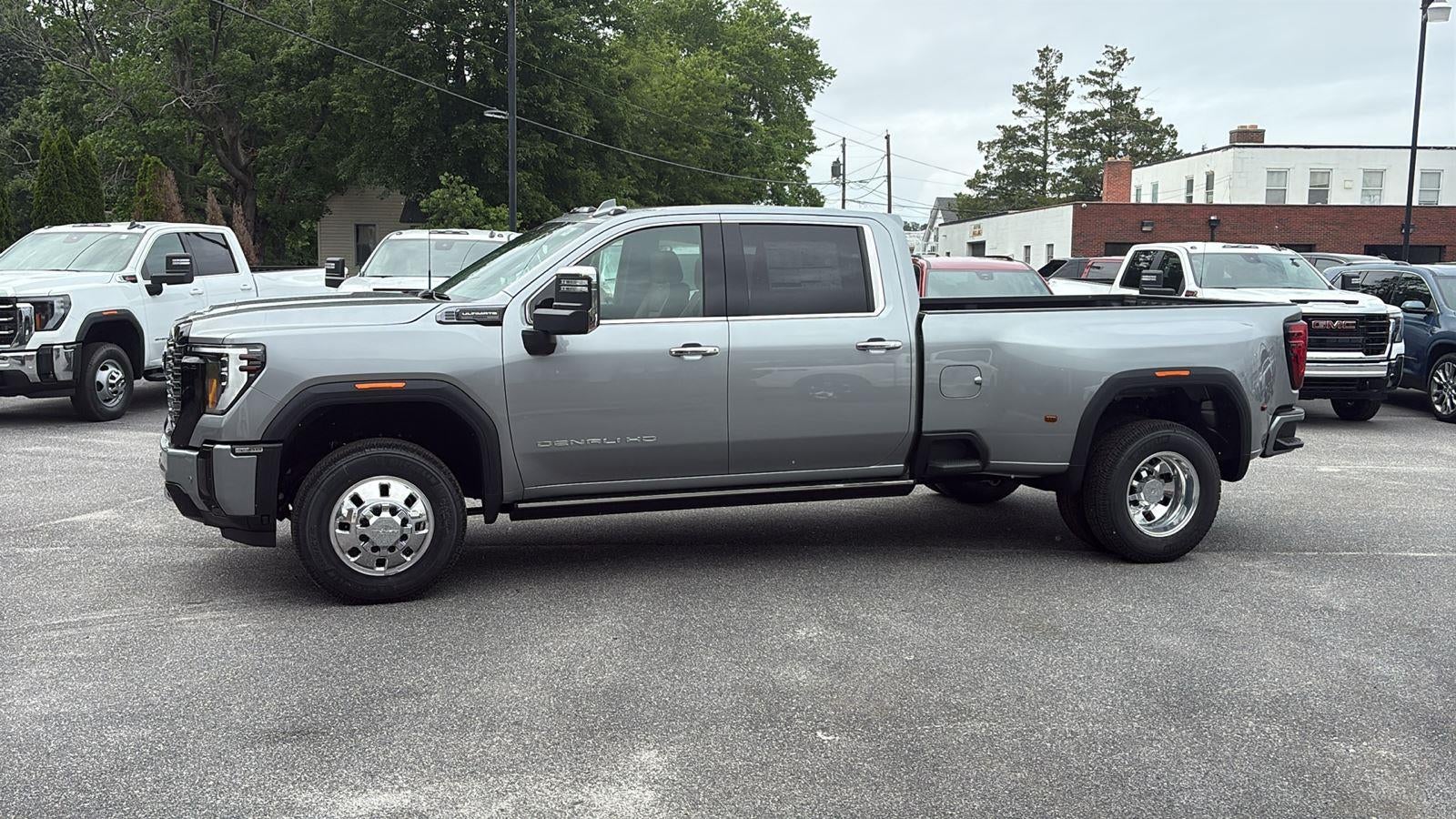 2026 GMC Sierra 3500 HD Denali Ultimate DRW