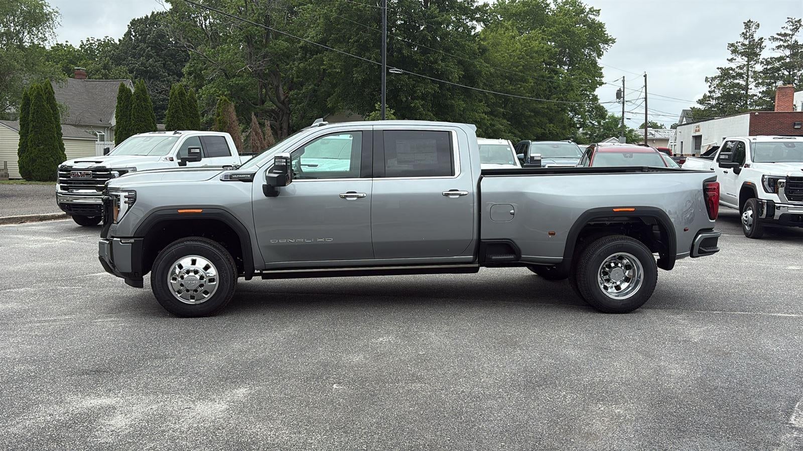 2026 GMC Sierra 3500 HD Denali Ultimate DRW
