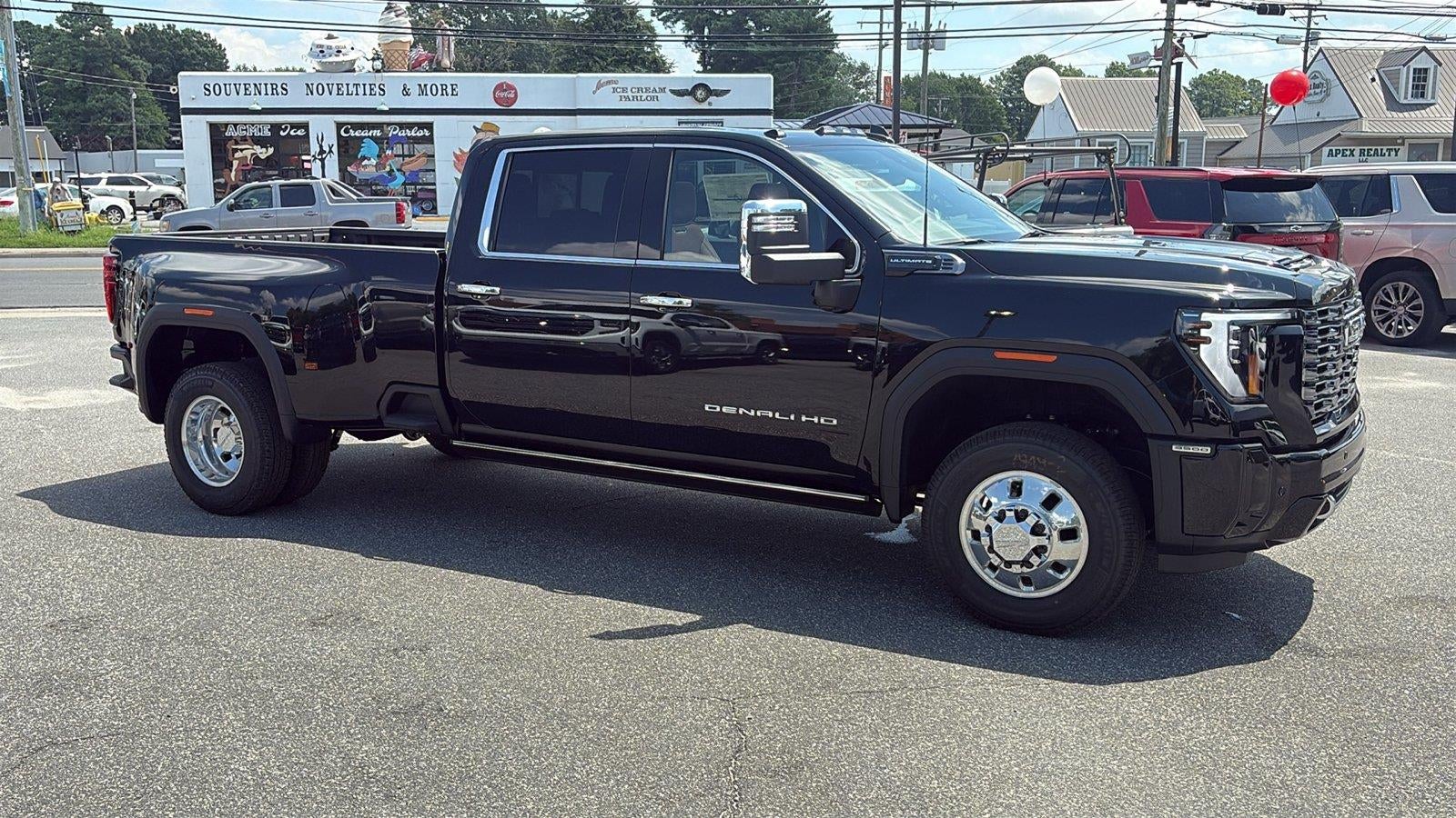 2026 GMC Sierra 3500 HD Denali Ultimate DRW